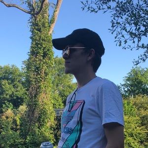 Meet your Posher, Brady